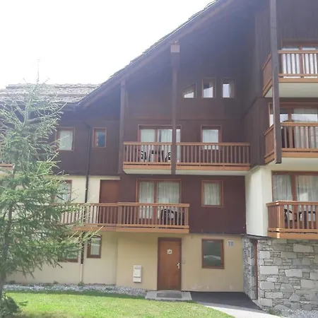 Residences De Luxe Les Alpages Val Cenis - 4 Pers *